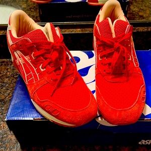 ASICS low top sneakers